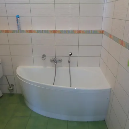 U Lázní - Pro Nenáročné Ostrožská Nová Ves