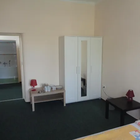 U Lázní - Pro Nenáročné Ostrožská Nová Ves